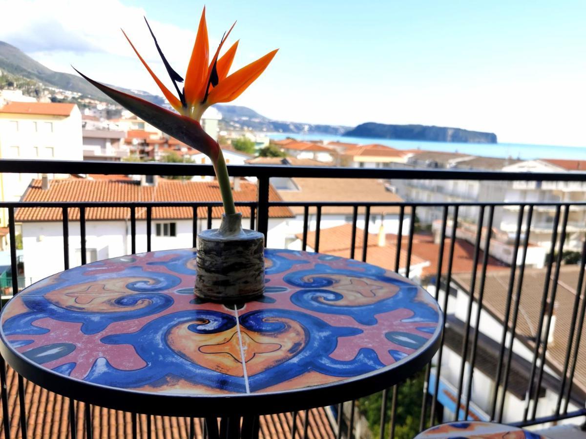 Hotel Tea - Praia A Mare Buitenkant foto